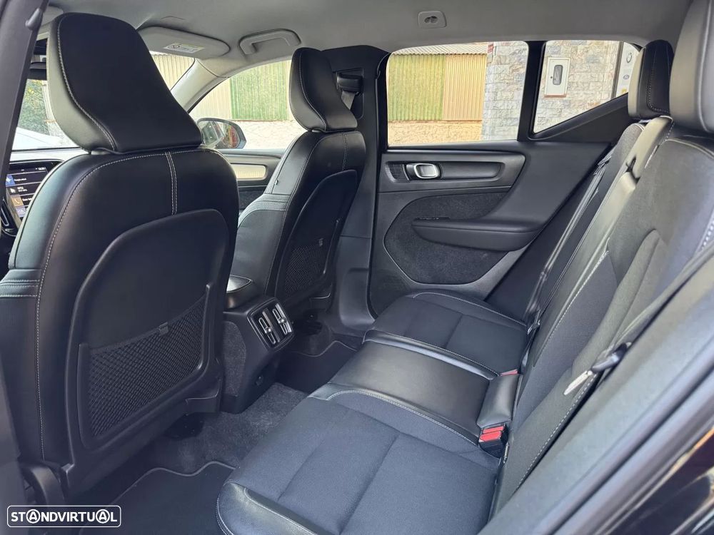 Volvo XC 40 2.0 D3 Momentum AWD Geartronic - 16