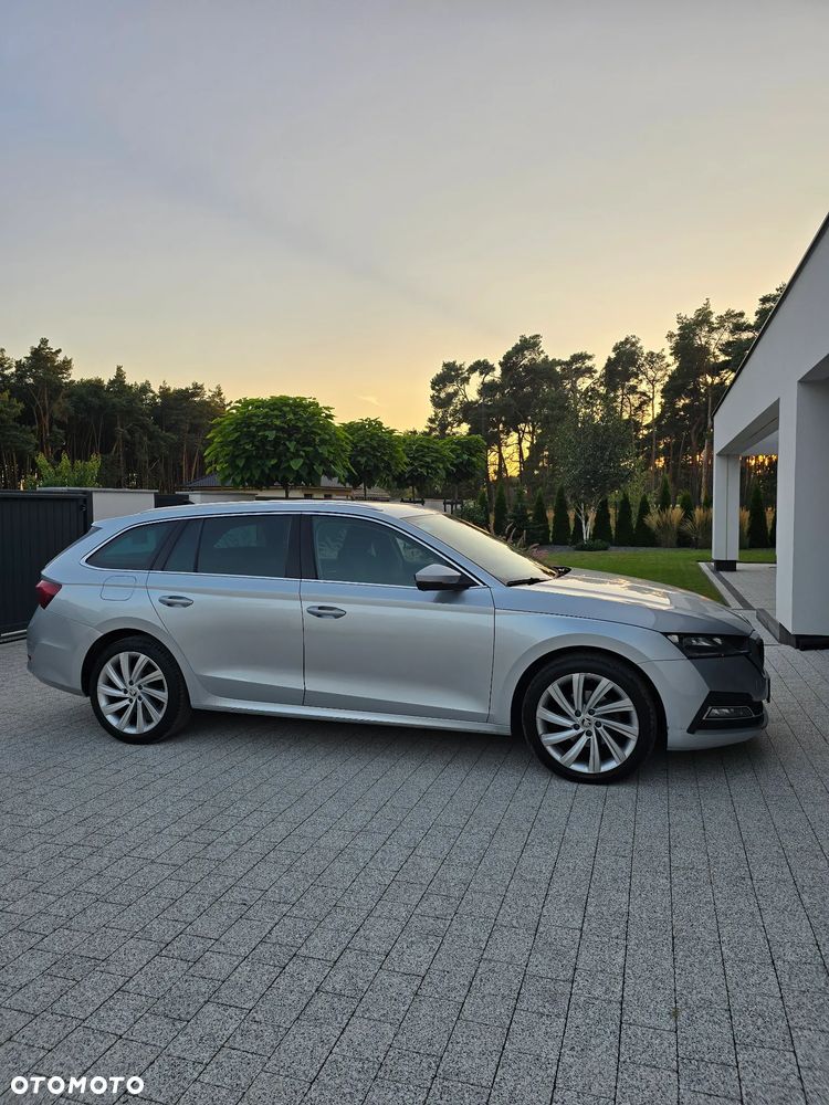 Skoda Octavia 2.0 TDI Style DSG - 8