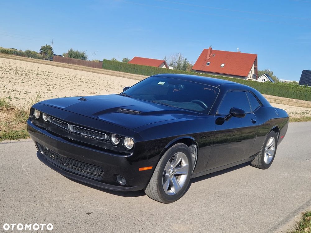 Dodge Challenger Automatik SXT Plus - 1