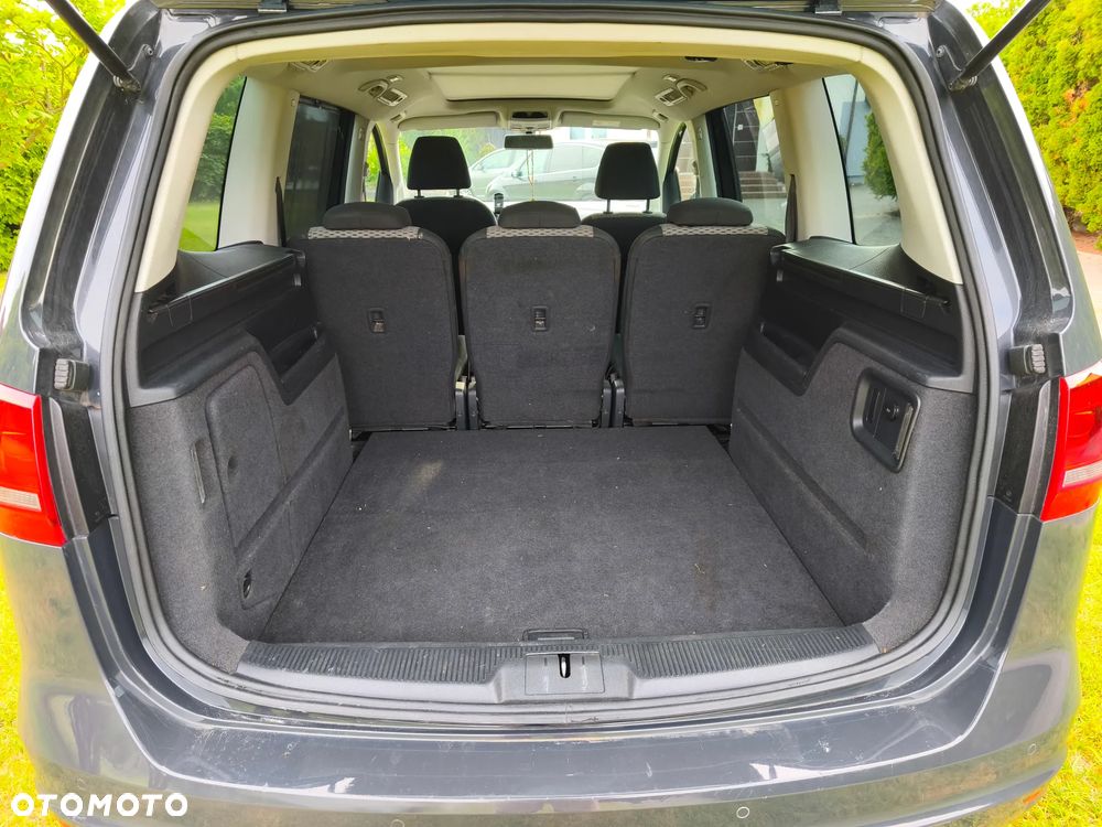 Volkswagen Sharan - 13
