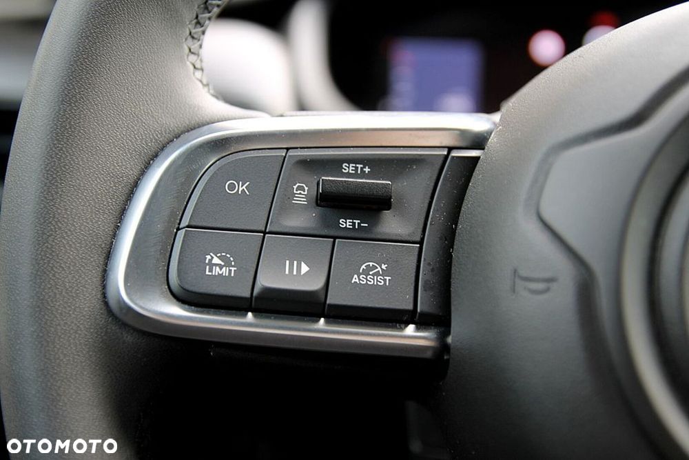 Jeep Avenger 1.2 GSE T3 Altitude FWD - 27