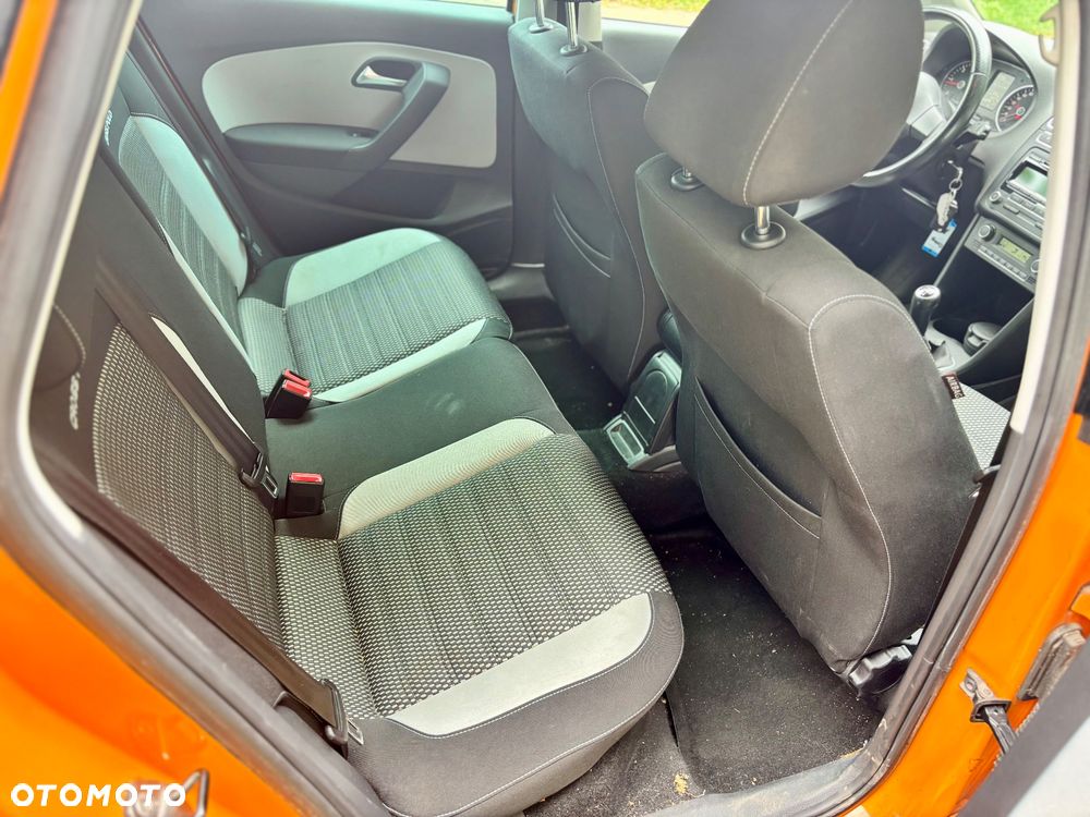 Volkswagen Polo 1.6 TDI Cross - 23