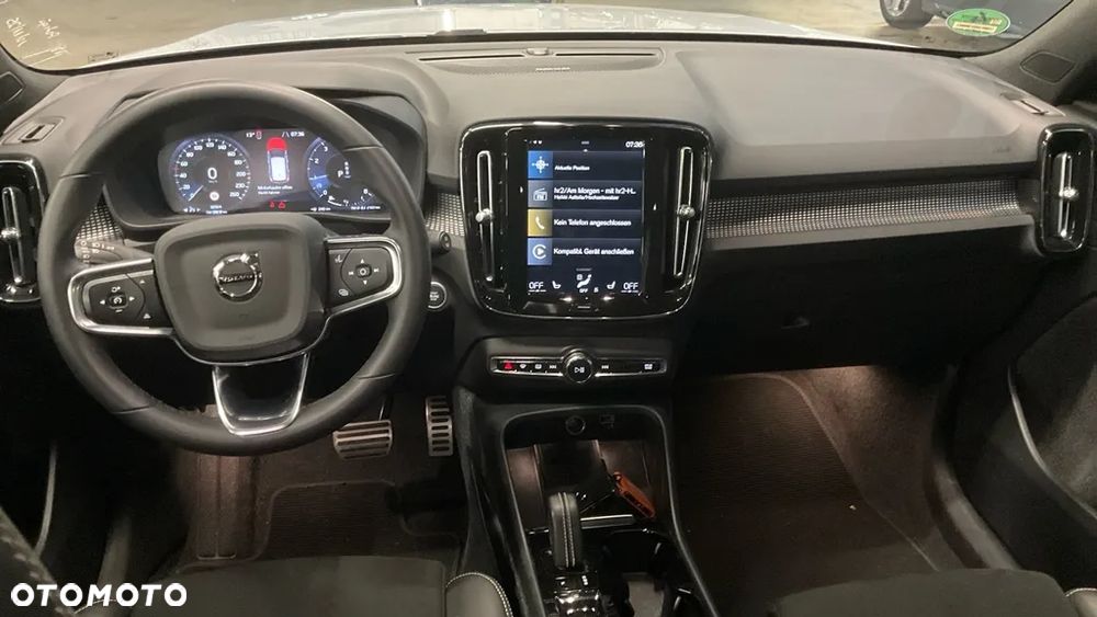 Volvo XC 40 T3 Geartronic RDesign - 4