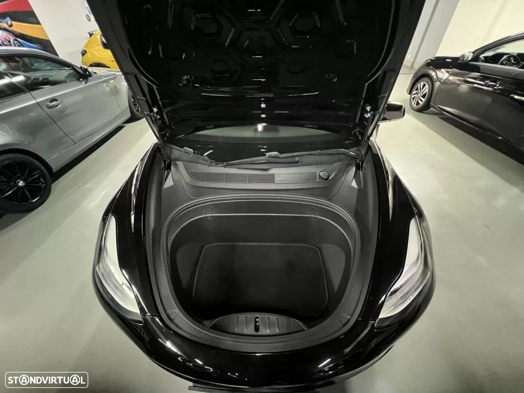 Tesla Model 3 Long-Range Dual Motor AWD - 39