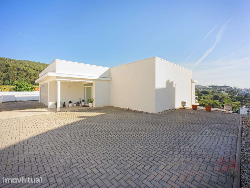 Moradia T5 com piscina, jardim e pomar e com vistas panorâmicas em ... - Grande imagem: 4/58