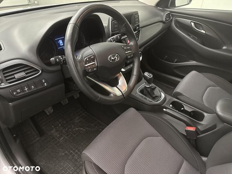 Hyundai i30 1.0 T-GDI Modern - 10