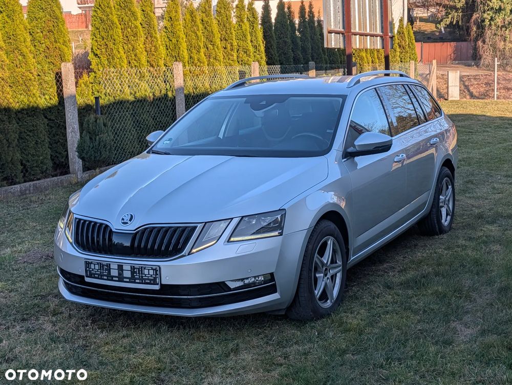 Skoda Octavia 1.6 TDI Sport Edition - 1