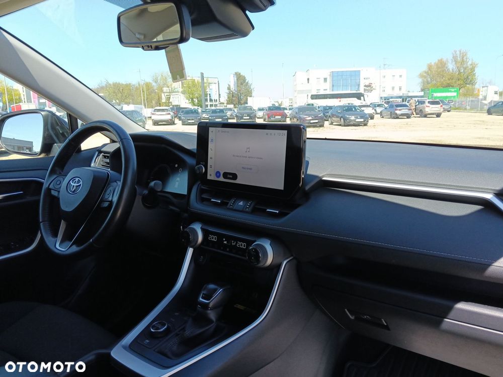 Toyota RAV4 - 11