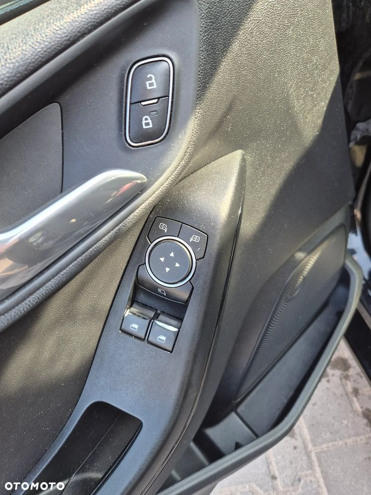 Ford Fiesta 1.1 SYNC Edition - 12