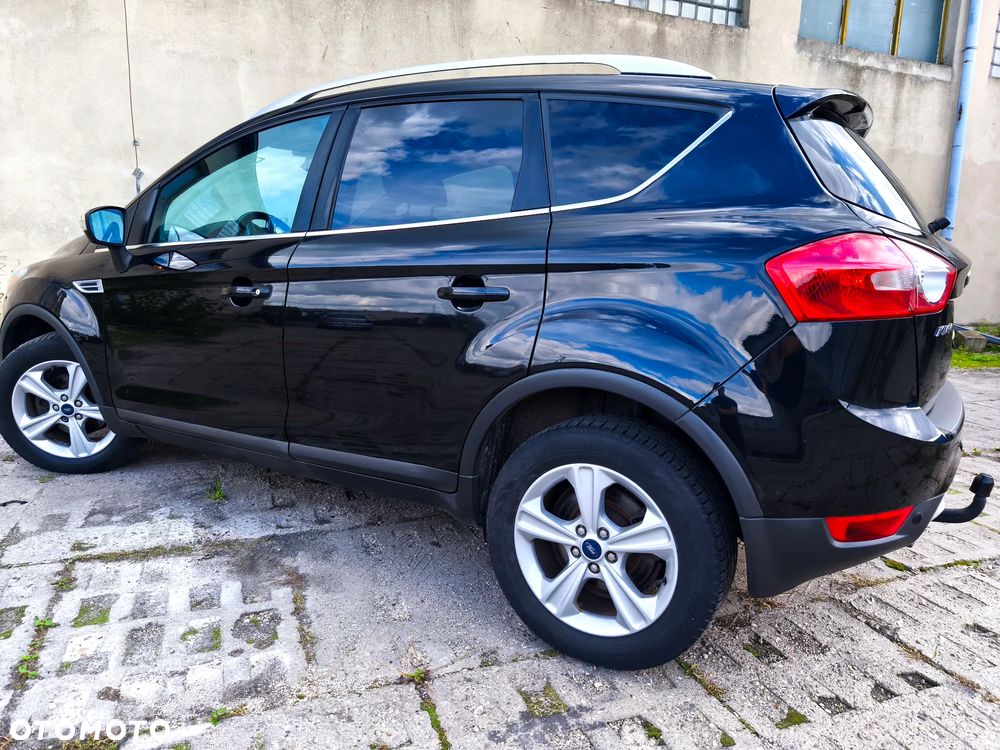 Ford Kuga 2.0 TDCi 4WD Titanium - 17