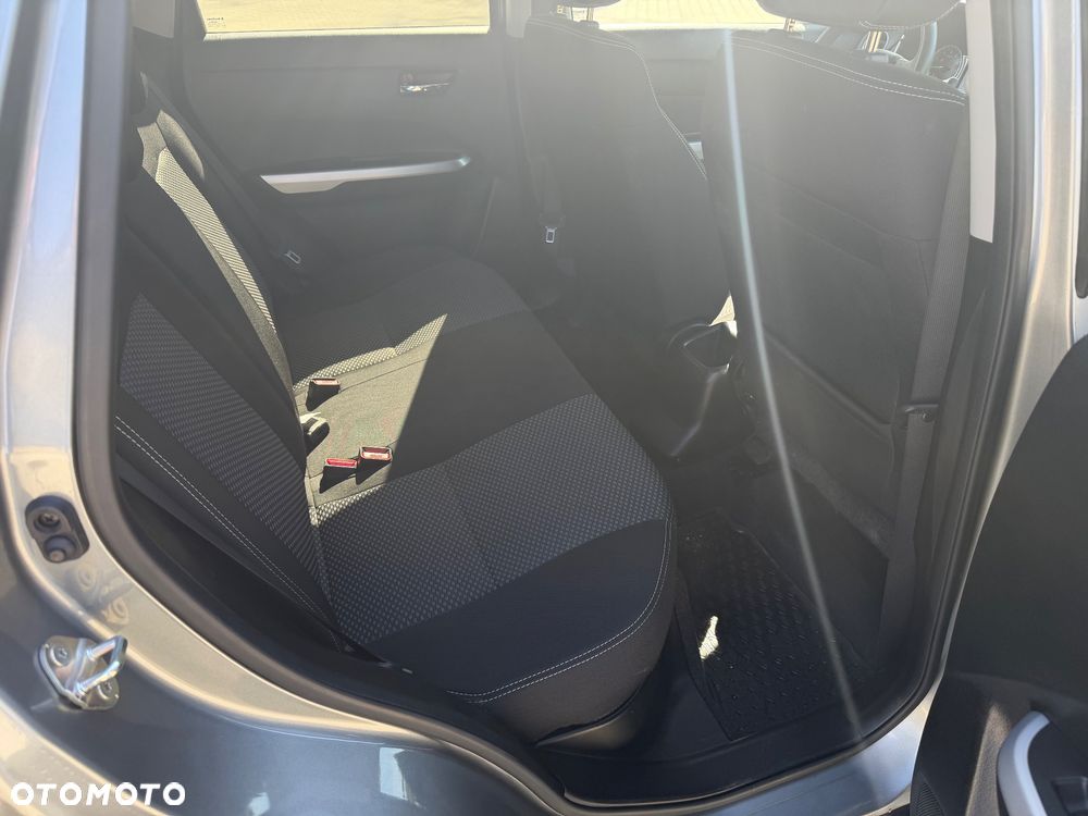 Suzuki Vitara 1.6 Comfort 2WD - 14