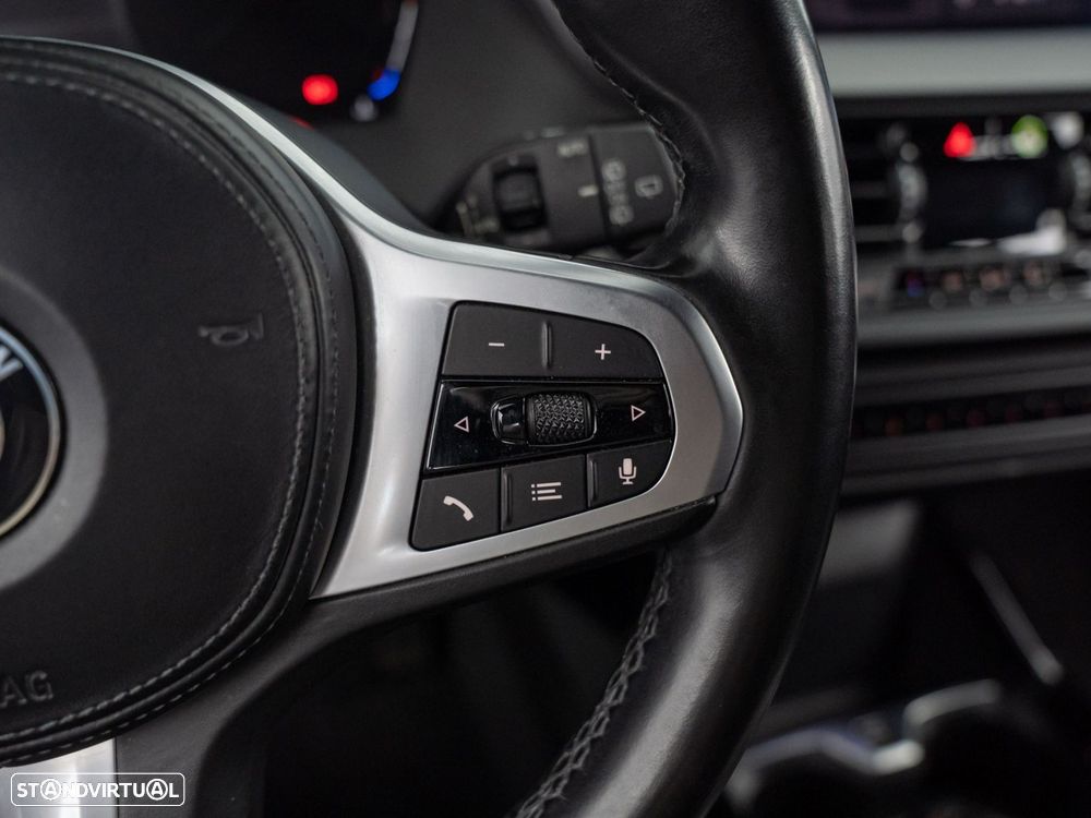 BMW 118 i Pack Desportivo M Auto - 22