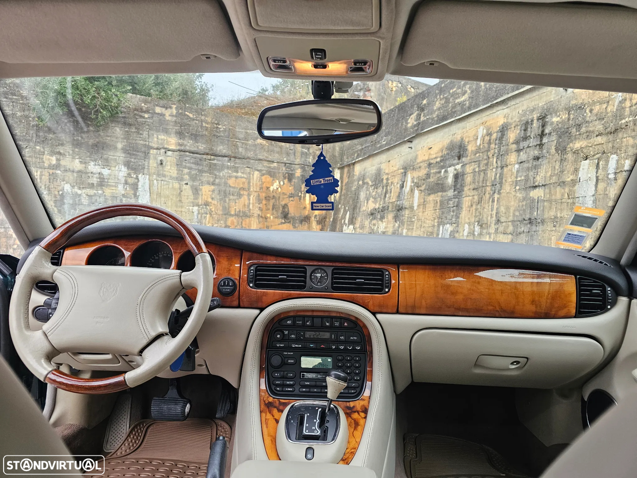 Jaguar XJ XJ8 3.2 Executive - 6
