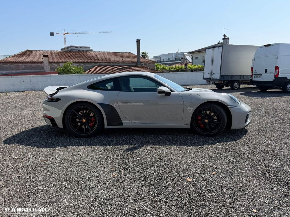 Porsche 911 Série G - 11