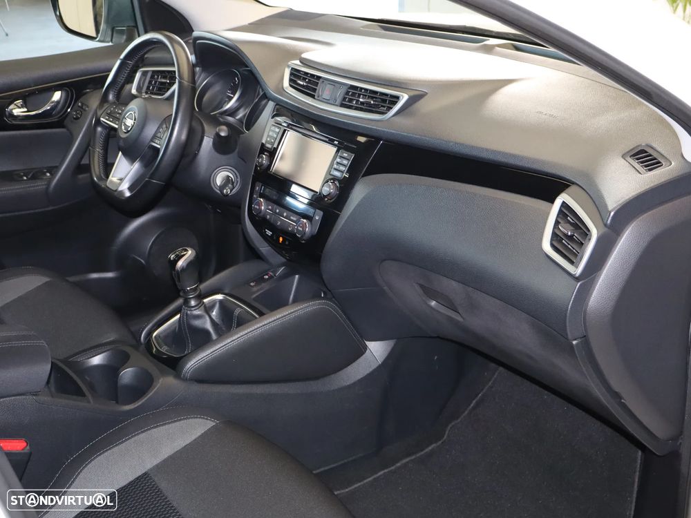 Nissan Qashqai 1.5 dCi N-Connecta - 14