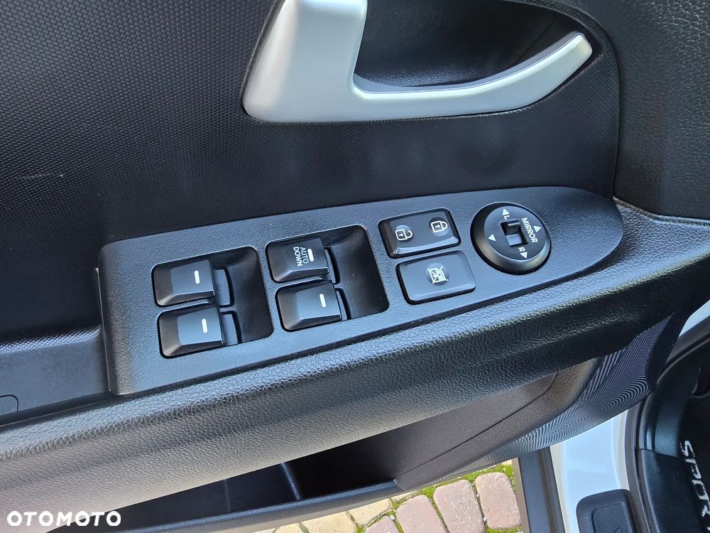 Kia Sportage 1.7 CRDI 2WD ISG Attract - 33