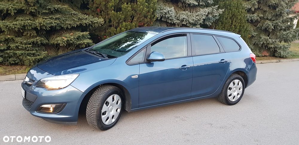 Opel Astra 1.4 Turbo Exklusiv - 4