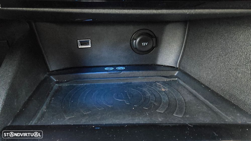 Peugeot 5008 1.5 BlueHDi GT EAT8 - 51