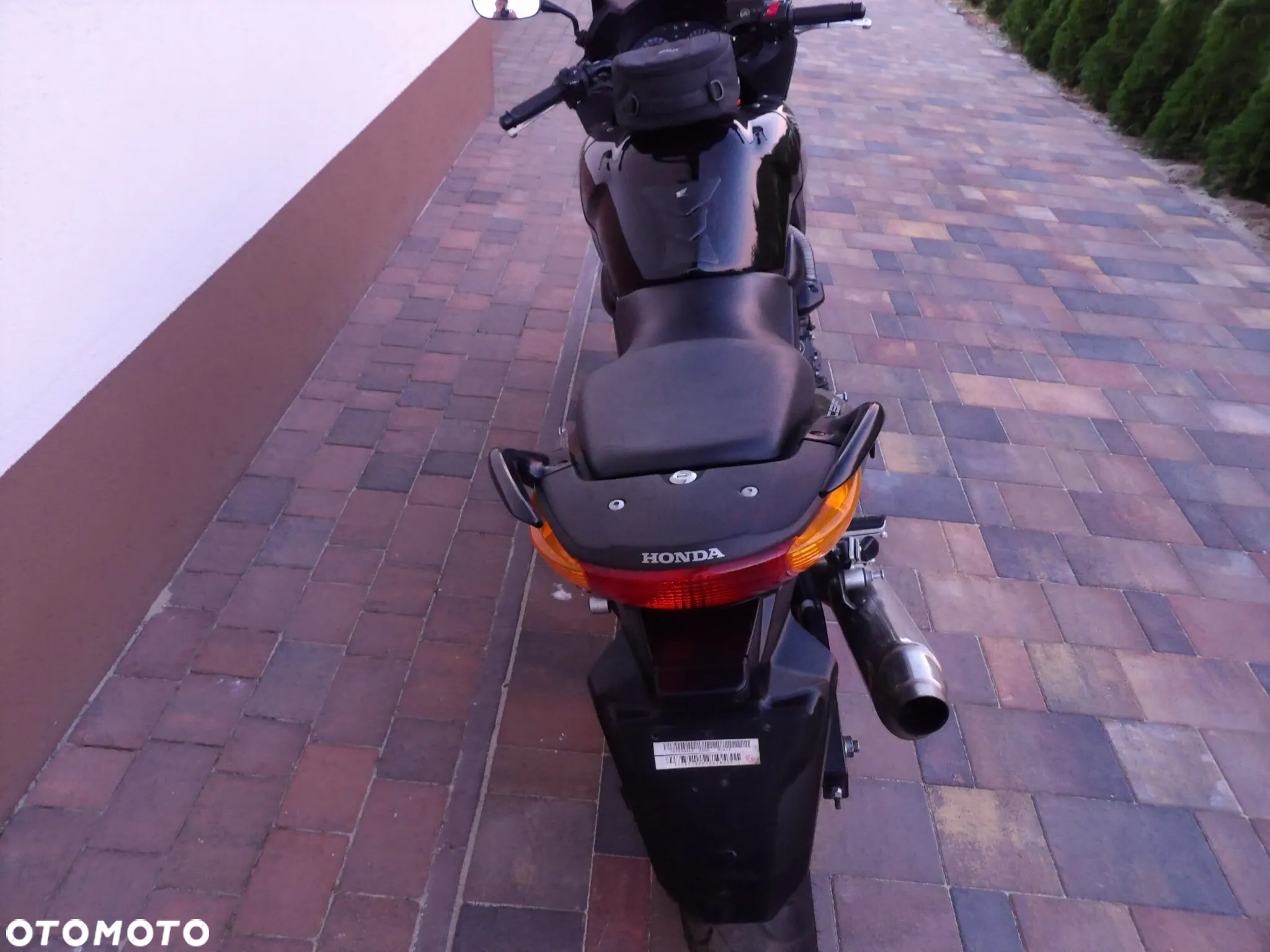 Honda CBF - 9
