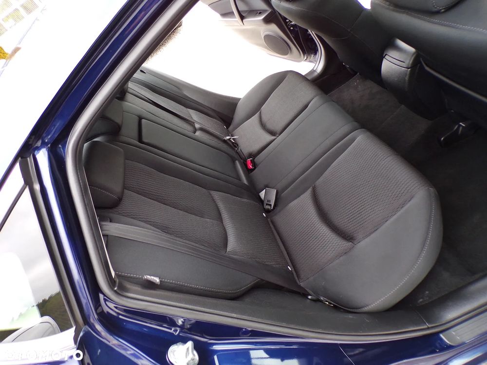 Mazda 6 Sport 1.8 Comfort - 27