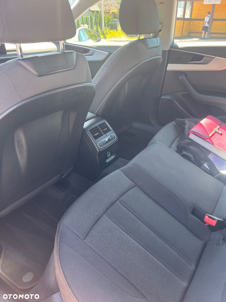 Audi A5 Sportback 40 TFSI S tronic - 14