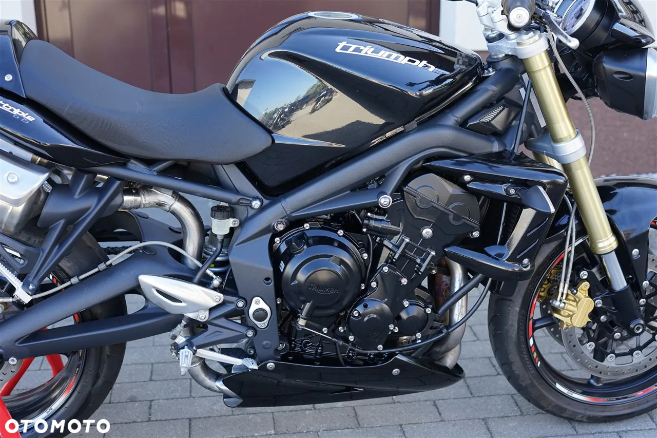 Triumph Street Triple - 9
