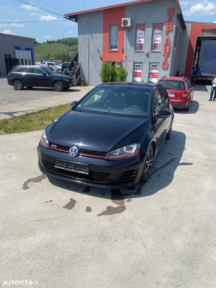 Volkswagen Golf GTI BlueMotion Technology - 5