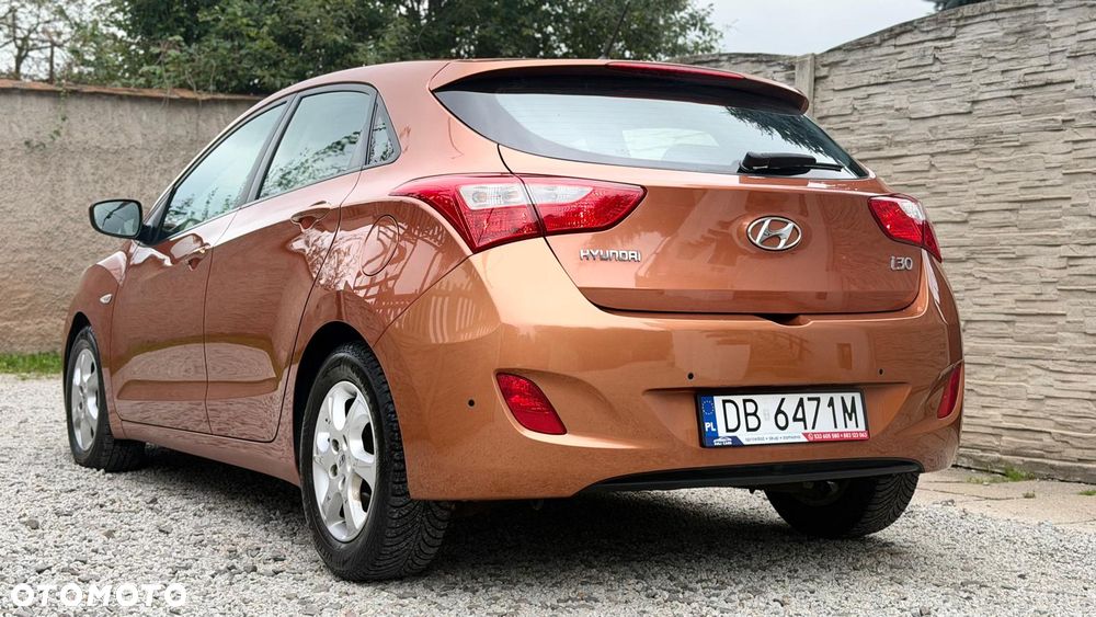 Hyundai i30 1.6 CRDI Passion Plus - 26