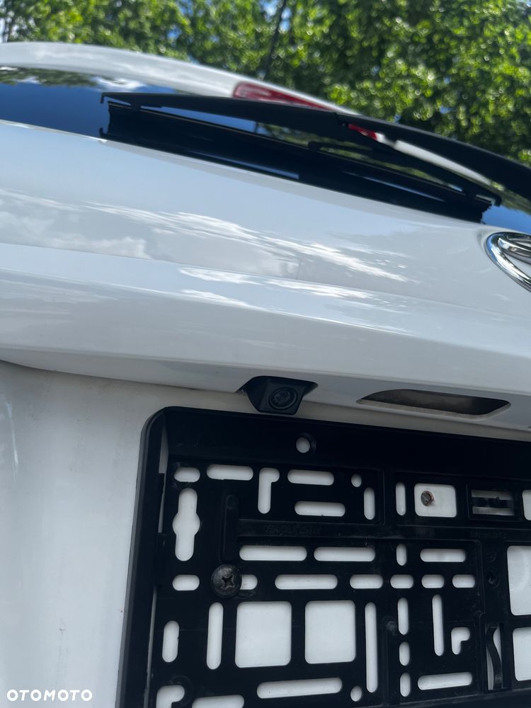 Toyota Yaris 1.33 Premium EU6 - 5