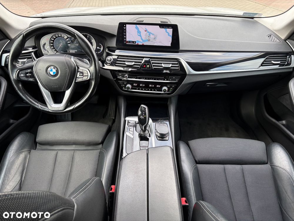 BMW Seria 5 520d xDrive Sport Line sport - 6