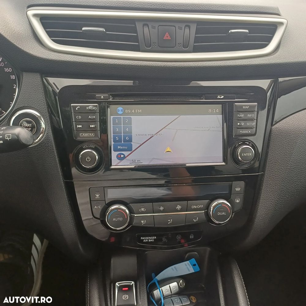 Nissan Qashqai 1.5 DCI Start/Stop Tekna - 11