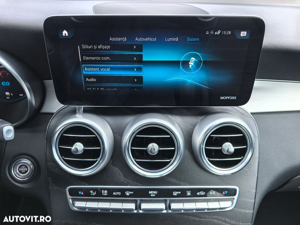 Mercedes-Benz GLC 300 de 4Matic 9G-TRONIC AMG Line - 25