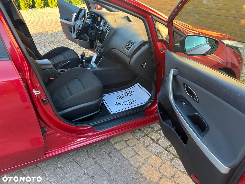 Kia Ceed - 19