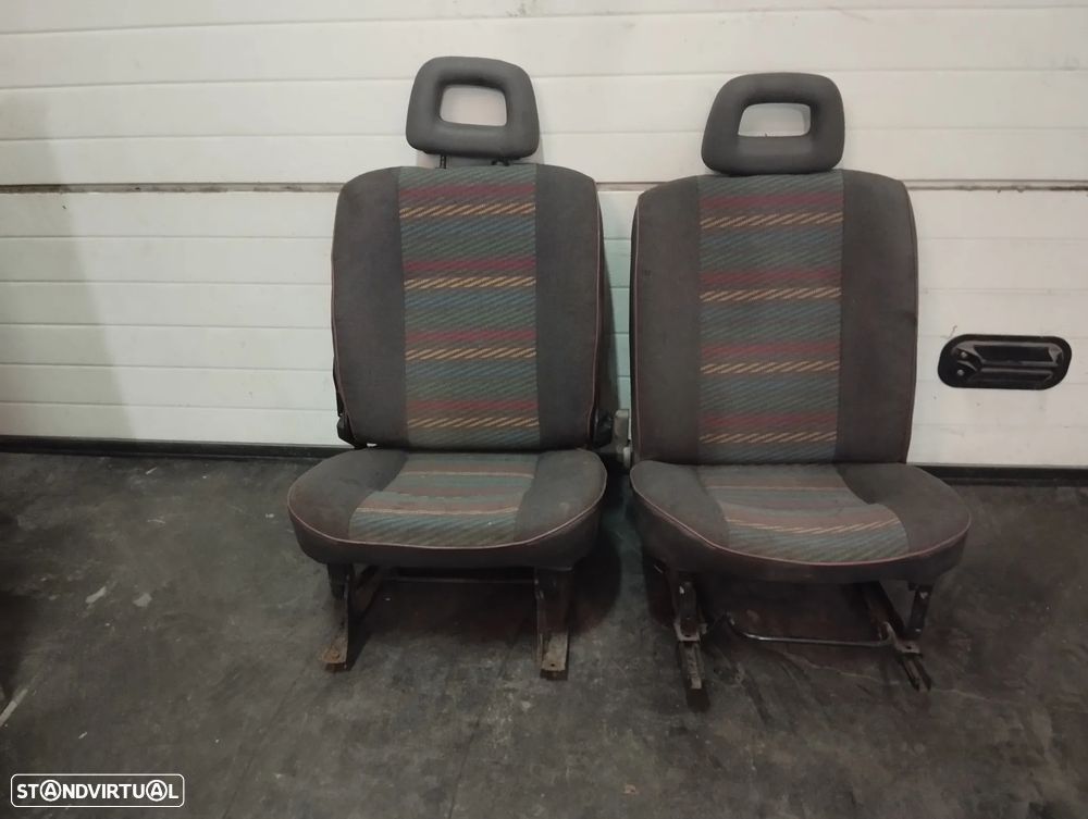 CONJUNTO DE BANCOS FRENTE RENAULT EXPRESS / SUPER 5 - 1