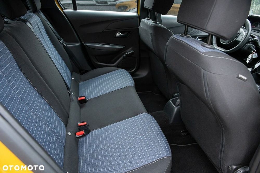 Peugeot 208 - 25