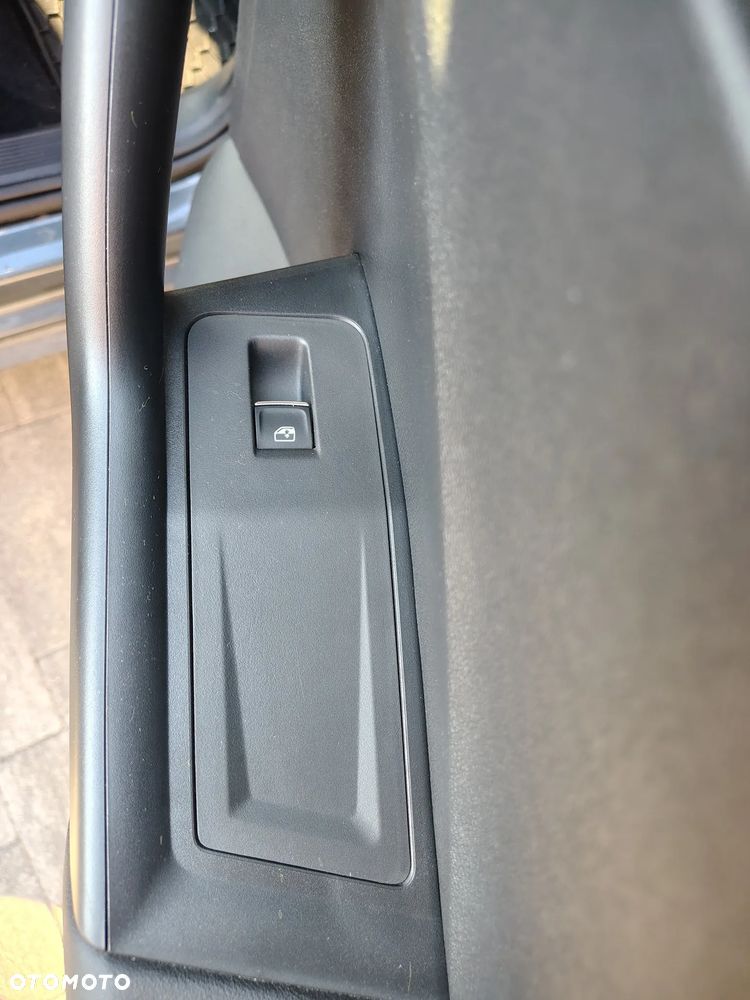 Volkswagen T-Roc 2.0 TSI 4Motion Style DSG - 19