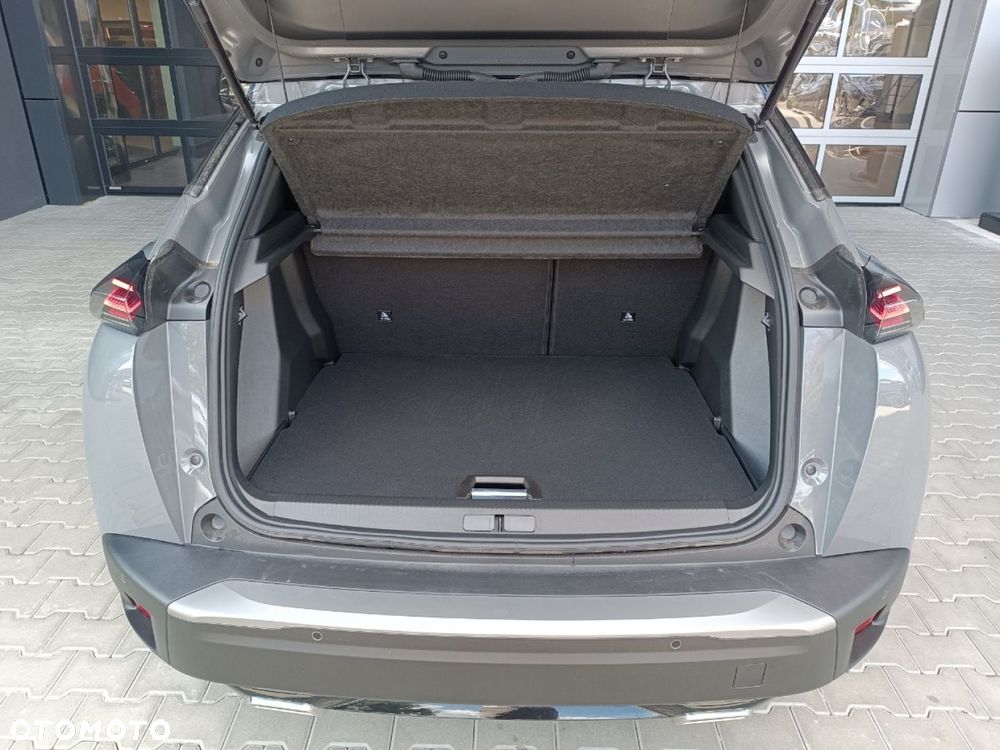 Peugeot 2008 - 10