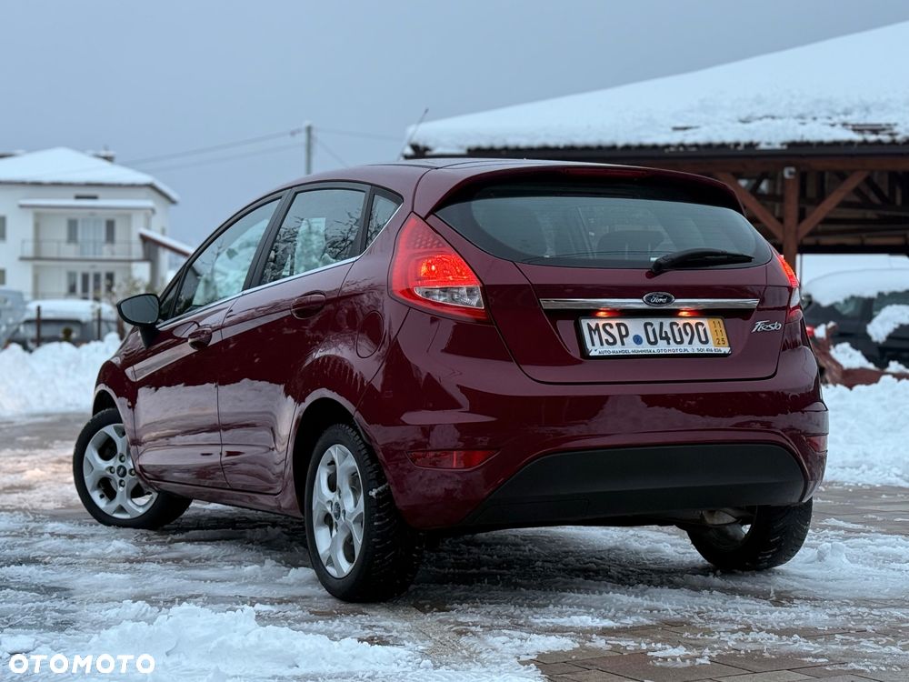 Ford Fiesta - 12