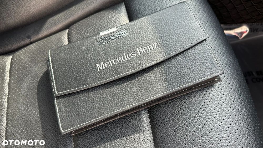 Mercedes-Benz Klasa C 300 9G-TRONIC AMG Line - 28