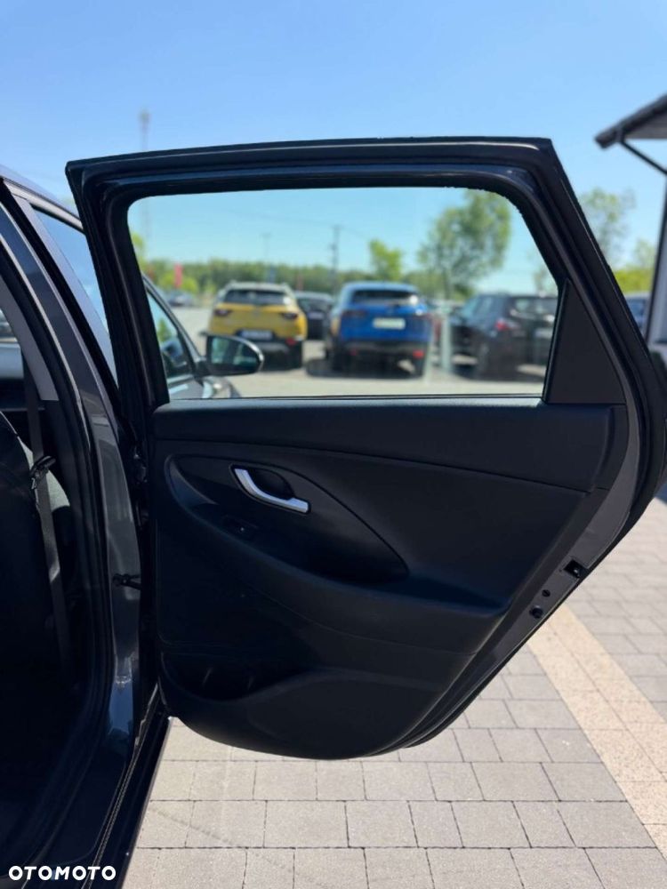Hyundai i30 1.4 T-GDI Style - 33