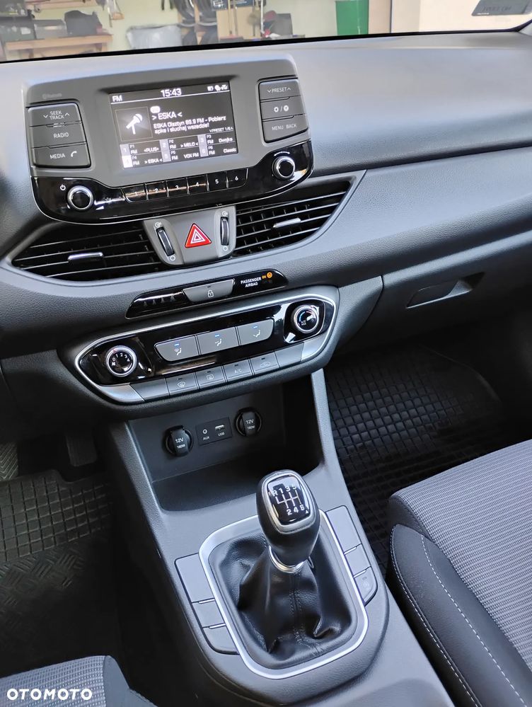 Hyundai i30 1.4 Classic + - 13