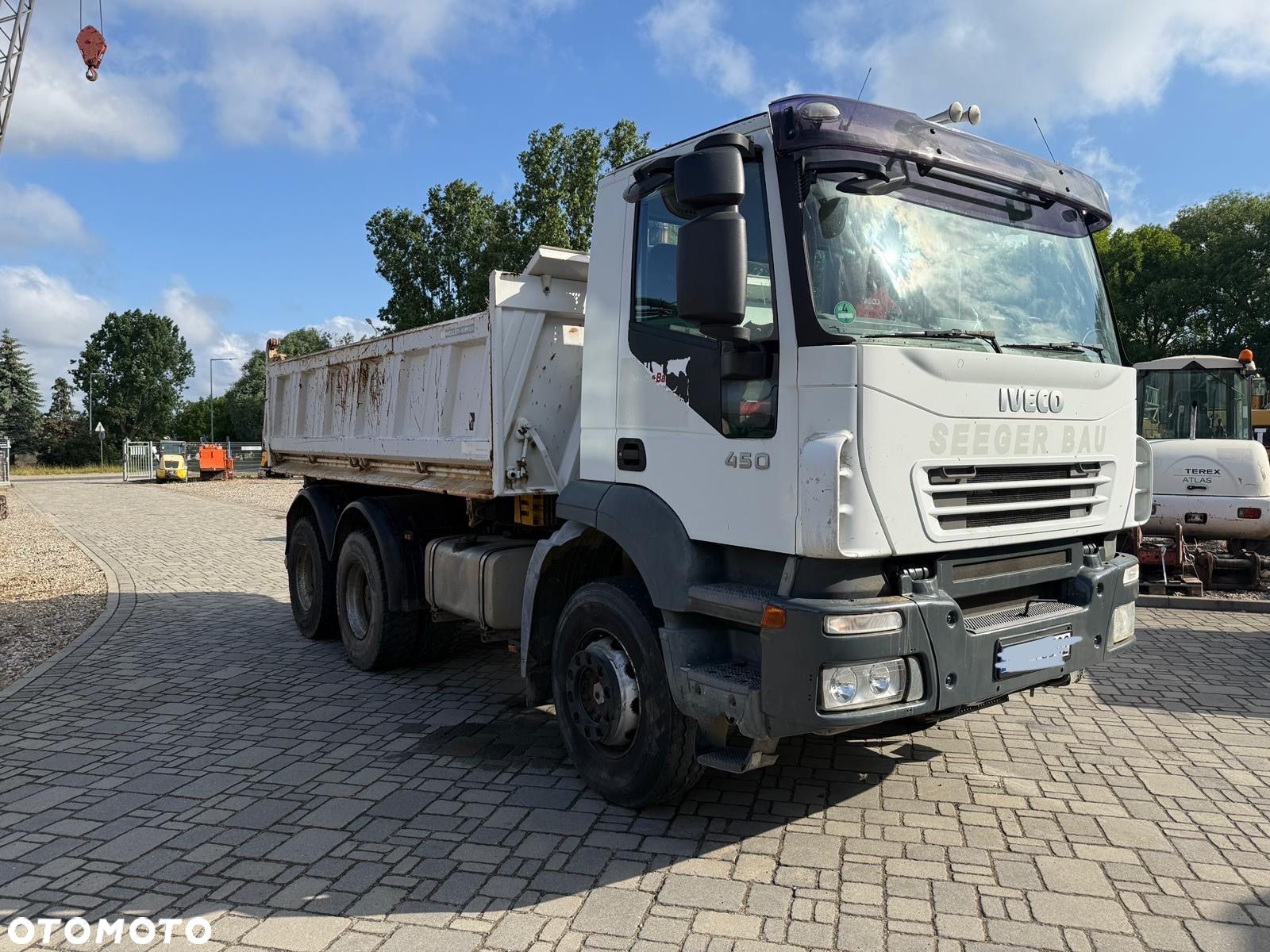 Iveco 450 TRACKER - 1