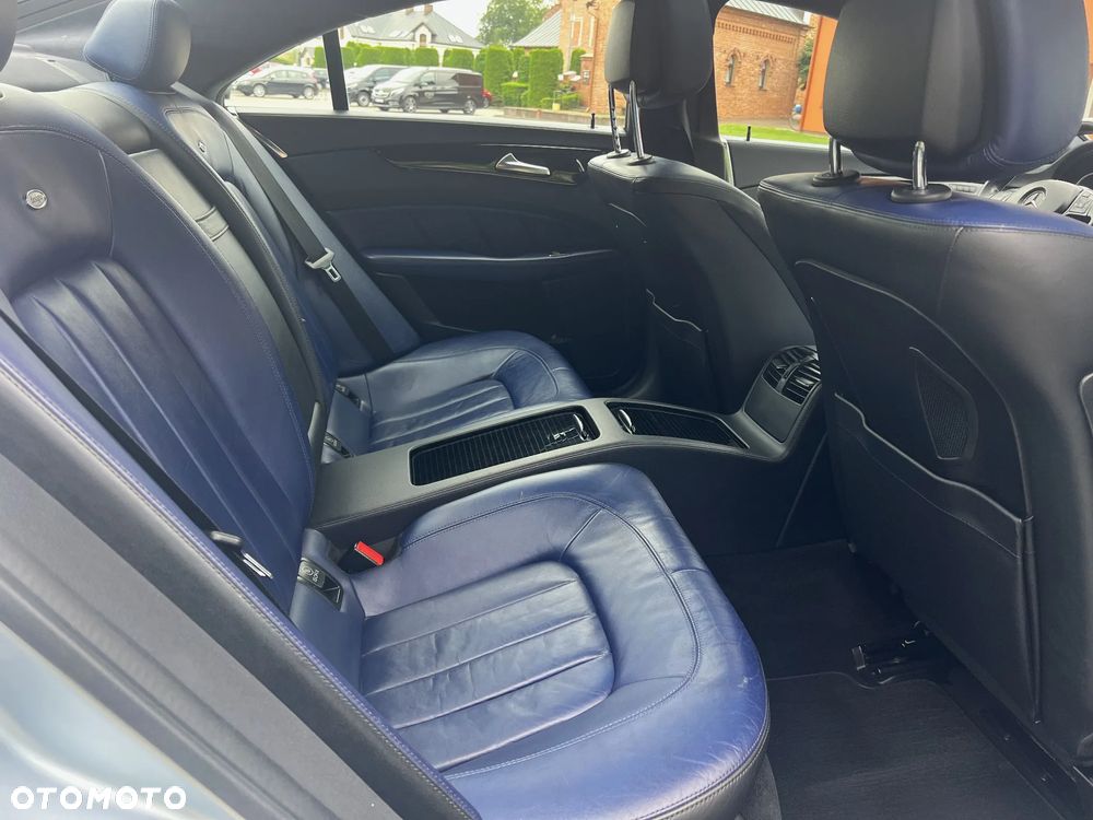 Mercedes-Benz CLS - 12