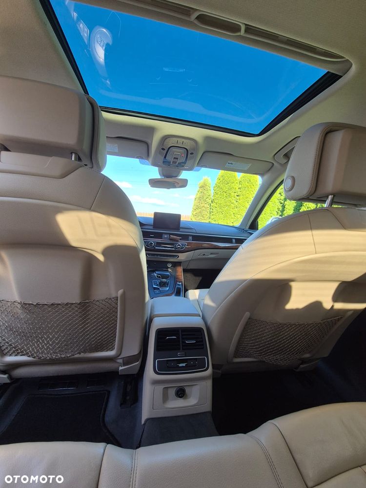 Audi A4 Limousine 2.0 TFSI ultra S tronic sport - 15