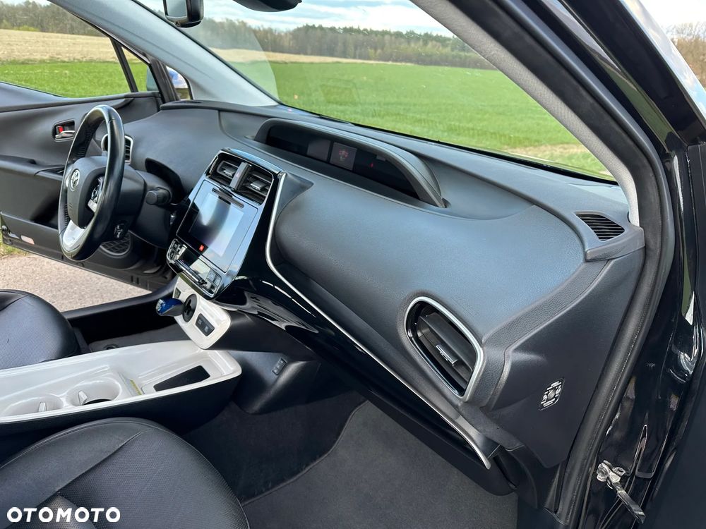 Toyota Prius 1.8 Hybrid Prestige - 18