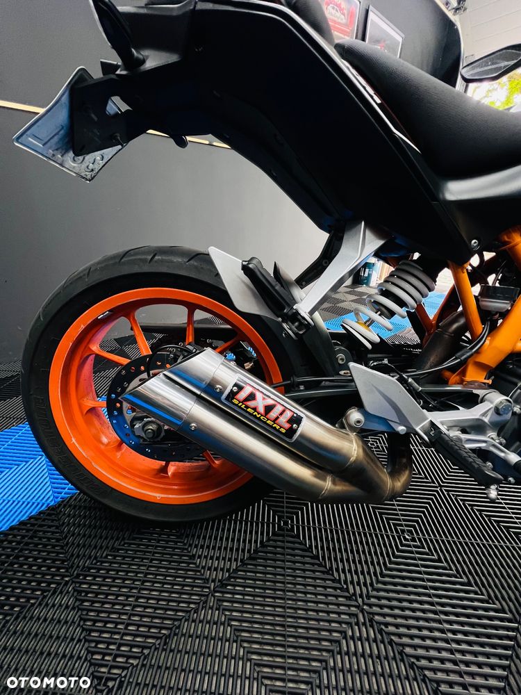 KTM Duke 390 - 4