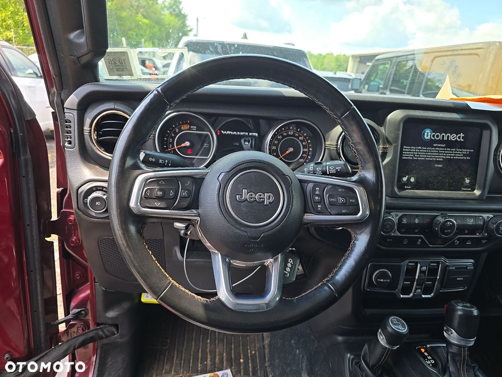 Jeep Wrangler - 19