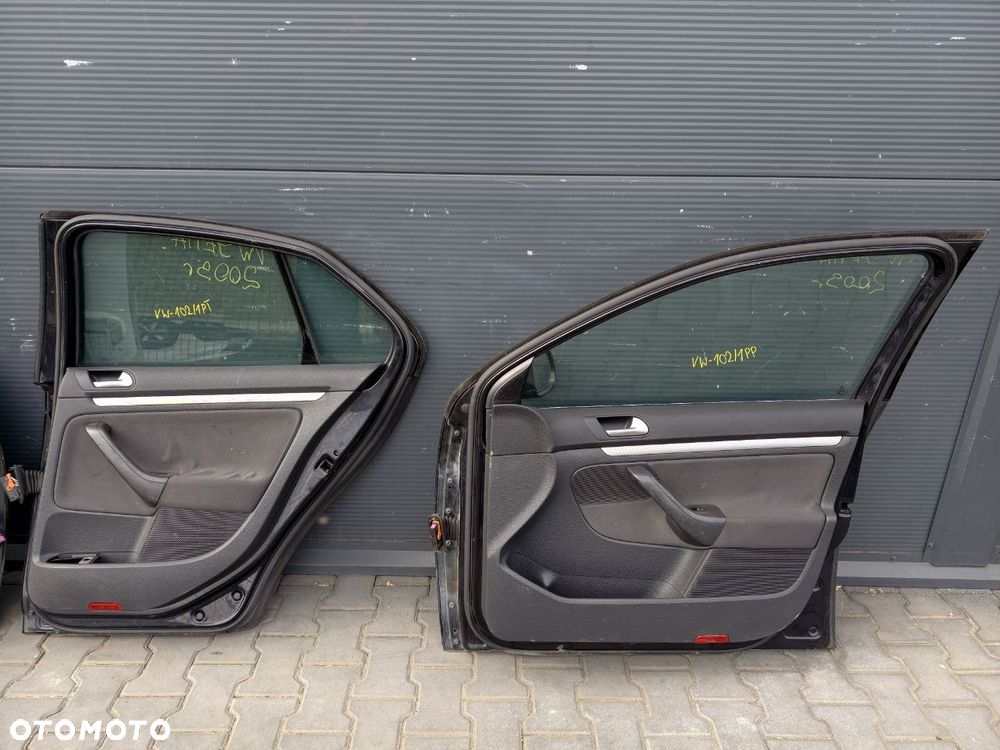 4szt W-wa VW JETTA V / GOLF V DRZWI - 6