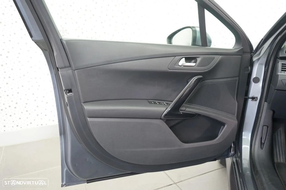 Peugeot 508 RXH 2.0 HDi Hybrid4 2-Tronic - 15
