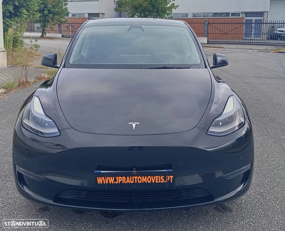 Tesla Model Y Long Range Dual Motor AWD - 2